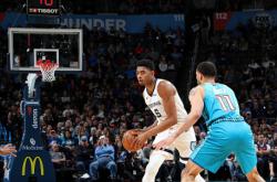 雷速体育app-包含火箭在巴西续约引热议的词条