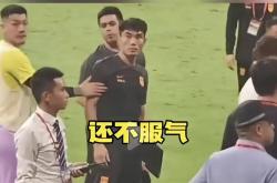 雷速体育比分直播-抢眼表现引发球迷热议，队员们展现出色的简单介绍