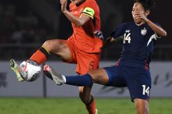 雷速体育直播官网-女足选手在国际比赛中展现出顶尖水平