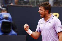 雷速体育电脑版官网-欧洲网球队爆冷法国网球队，瓦林卡一己之力扛起全队的简单介绍