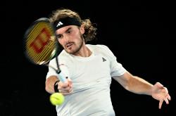 雷速体育比分官网-包含意大利网球队绝杀世界网球队，西西帕斯统治全场的词条