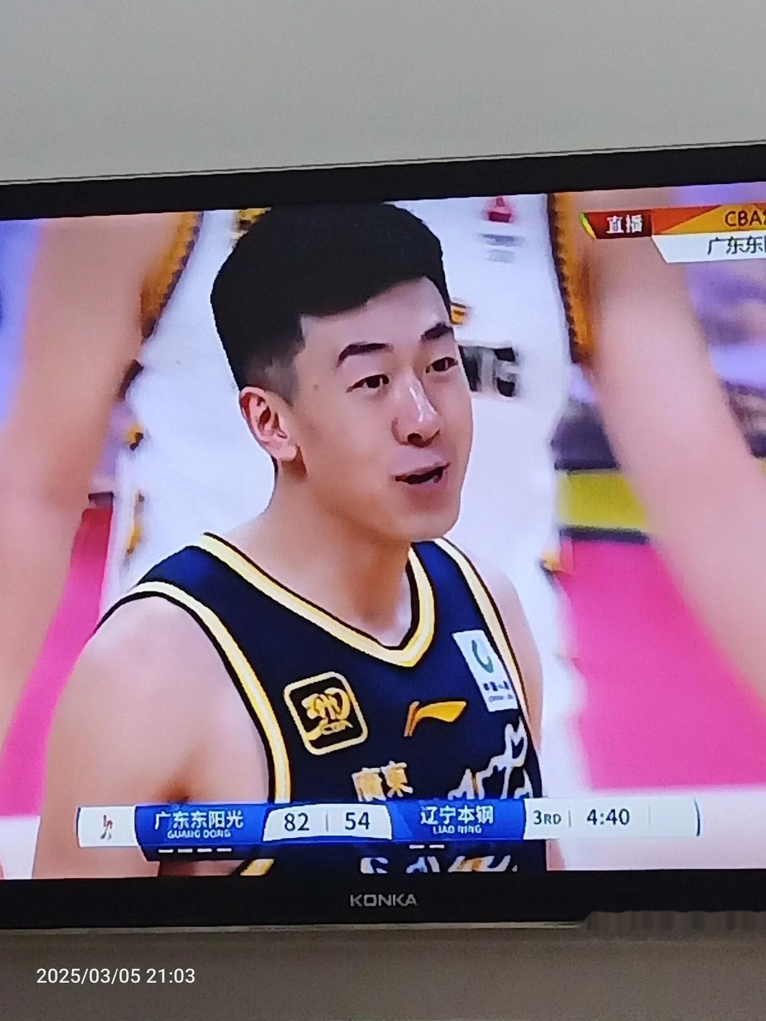 包含体育界热门较量，实力势均力敌谁能笑到最后的词条