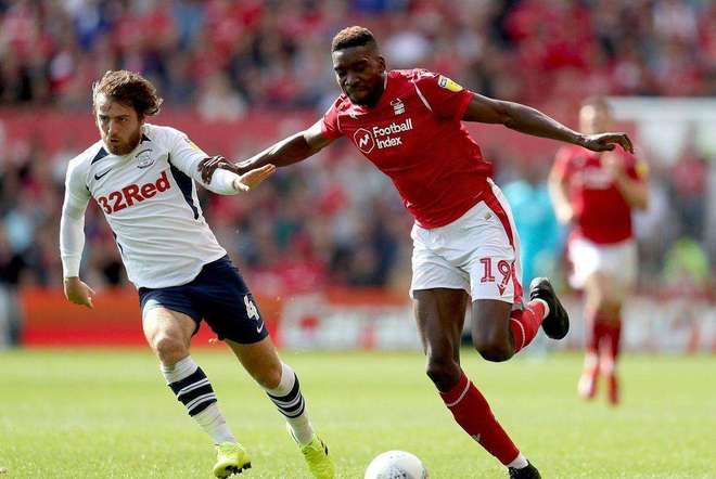 布莱克本主场失利，遭遇挑战难逃失败