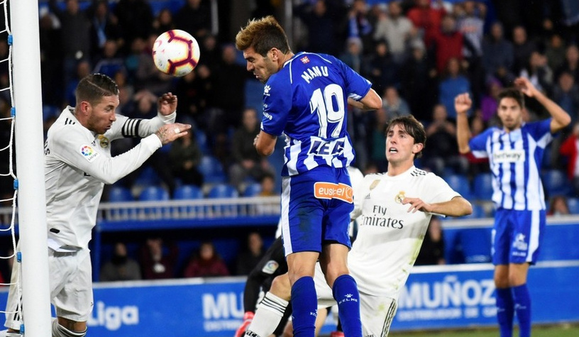 包含帕尔马主场告捷，终结五连败的词条