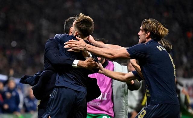 意甲豪门客场逆转，冲出困境