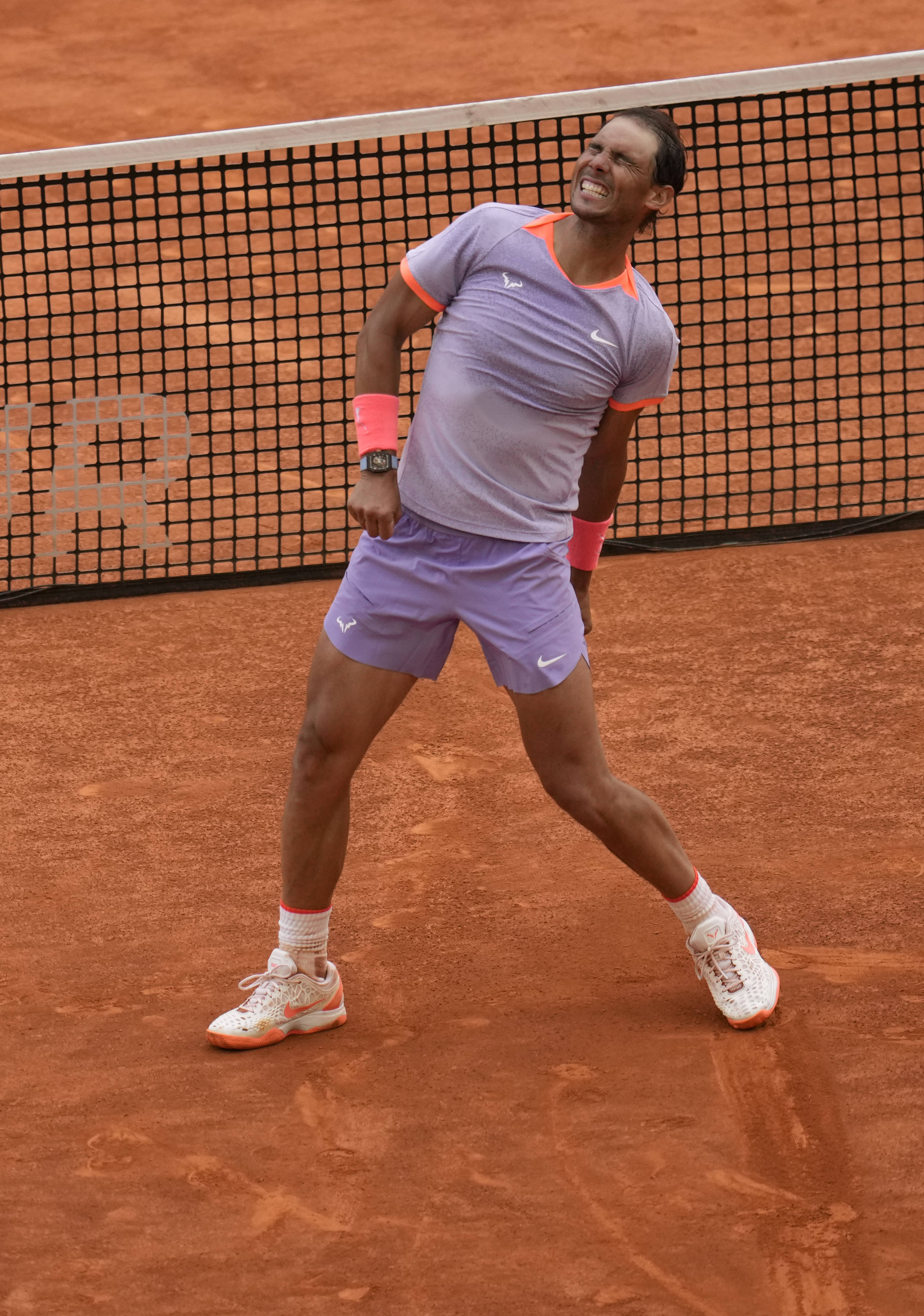 世界网球队完胜德国网球队,纳达尔爆发神勇的简单介绍 世界网球队完胜德国网球队,纳达尔爆发神勇的简单介绍