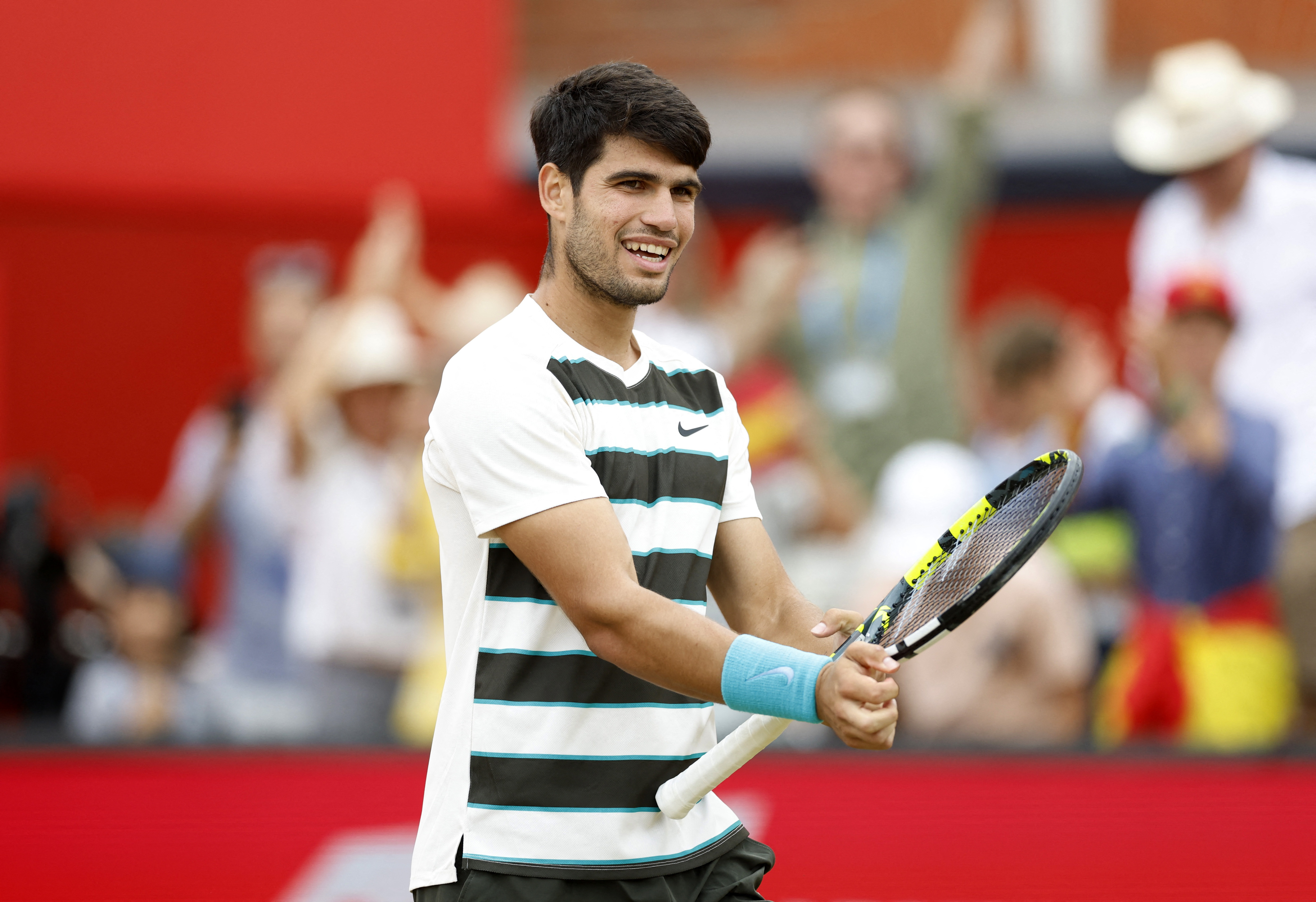 关于英国网球队力克欧洲网球队,阿尔卡拉斯制霸全场的信息 关于英国网球队力克欧洲网球队,阿尔卡拉斯制霸全场的信息