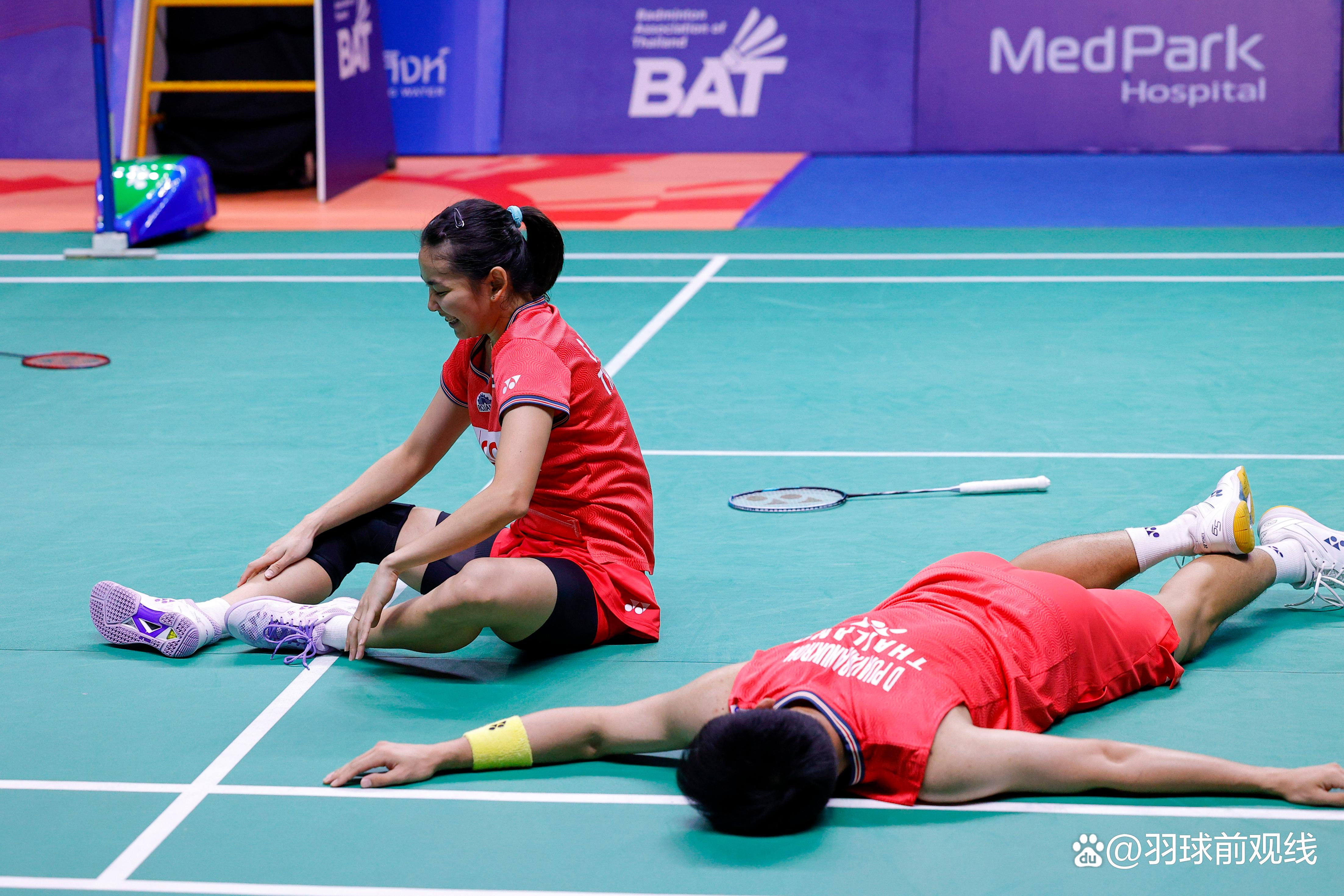 泰国羽毛球队轻取马来西亚羽毛球队,林丹关键制胜的简单介绍 泰国羽毛球队轻取马来西亚羽毛球队,林丹关键制胜的简单介绍