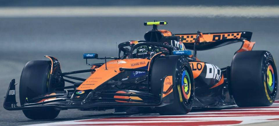 包含哈斯车队险胜迈凯伦，塞恩斯点燃赛场的词条