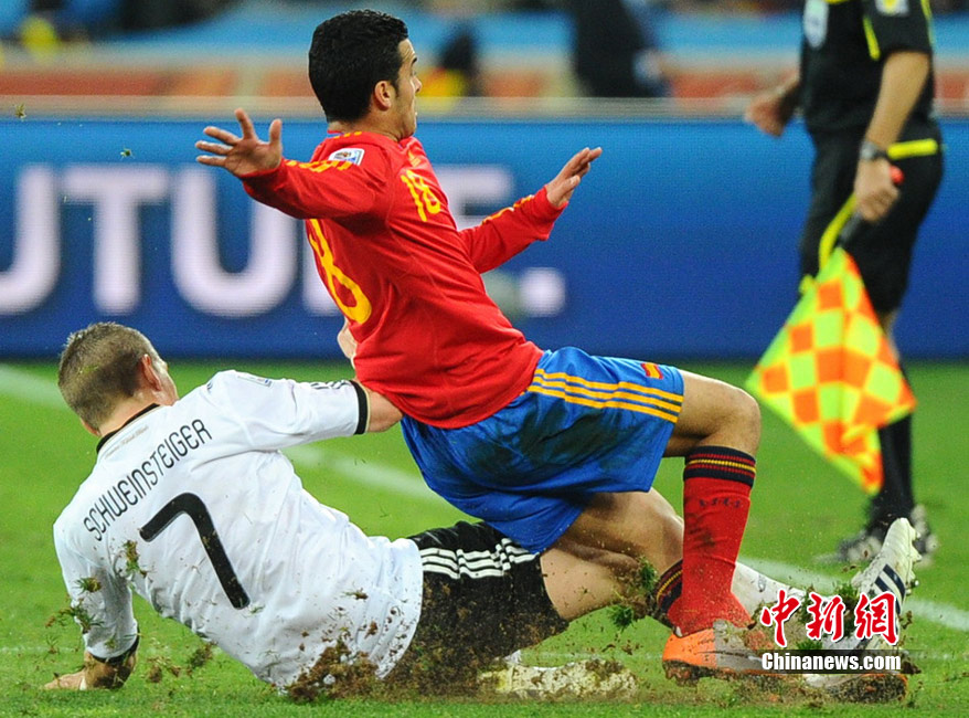 德国队力克印度队，郑思维刷新纪录的简单介绍